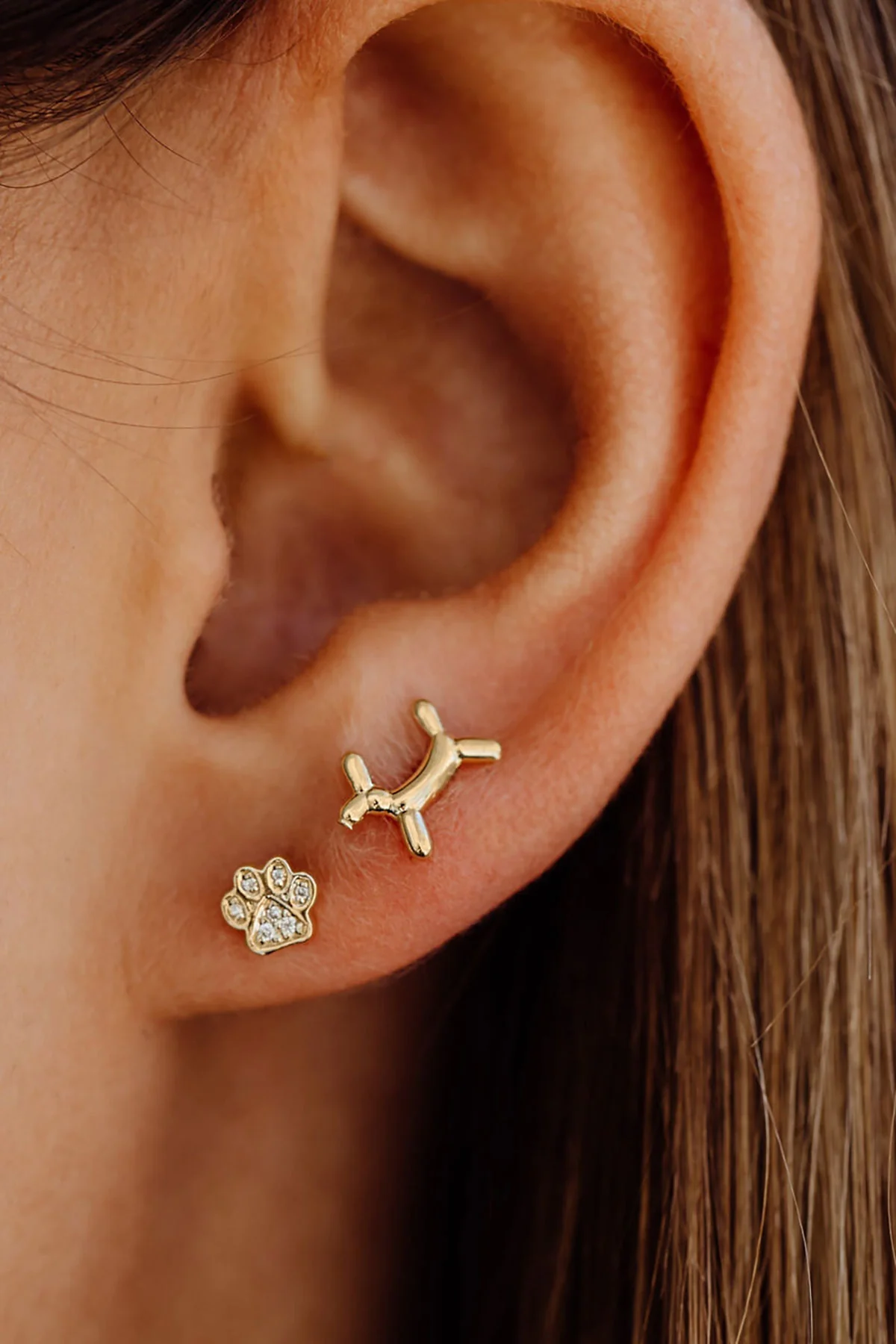 Sydney Evan | Yellow Gold Mini Paw Stud Earrings - Image 2