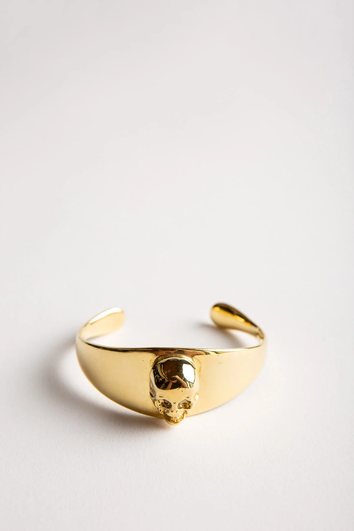 TOM BINNS | SMALL GOLD SKULL CUFF - Image 2