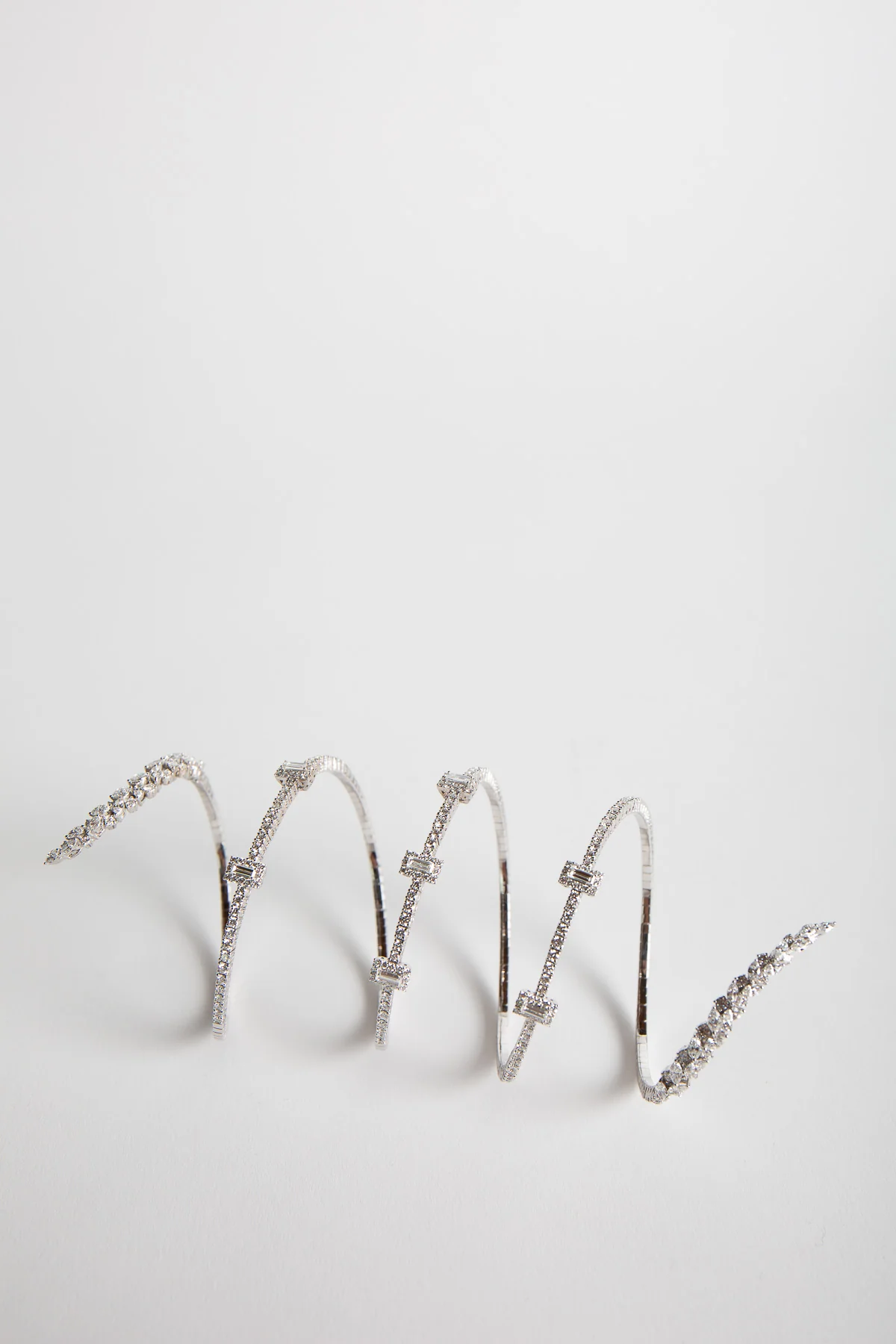 YEPREM | Y-COUTURE DIAMOND BRACELET - Image 2