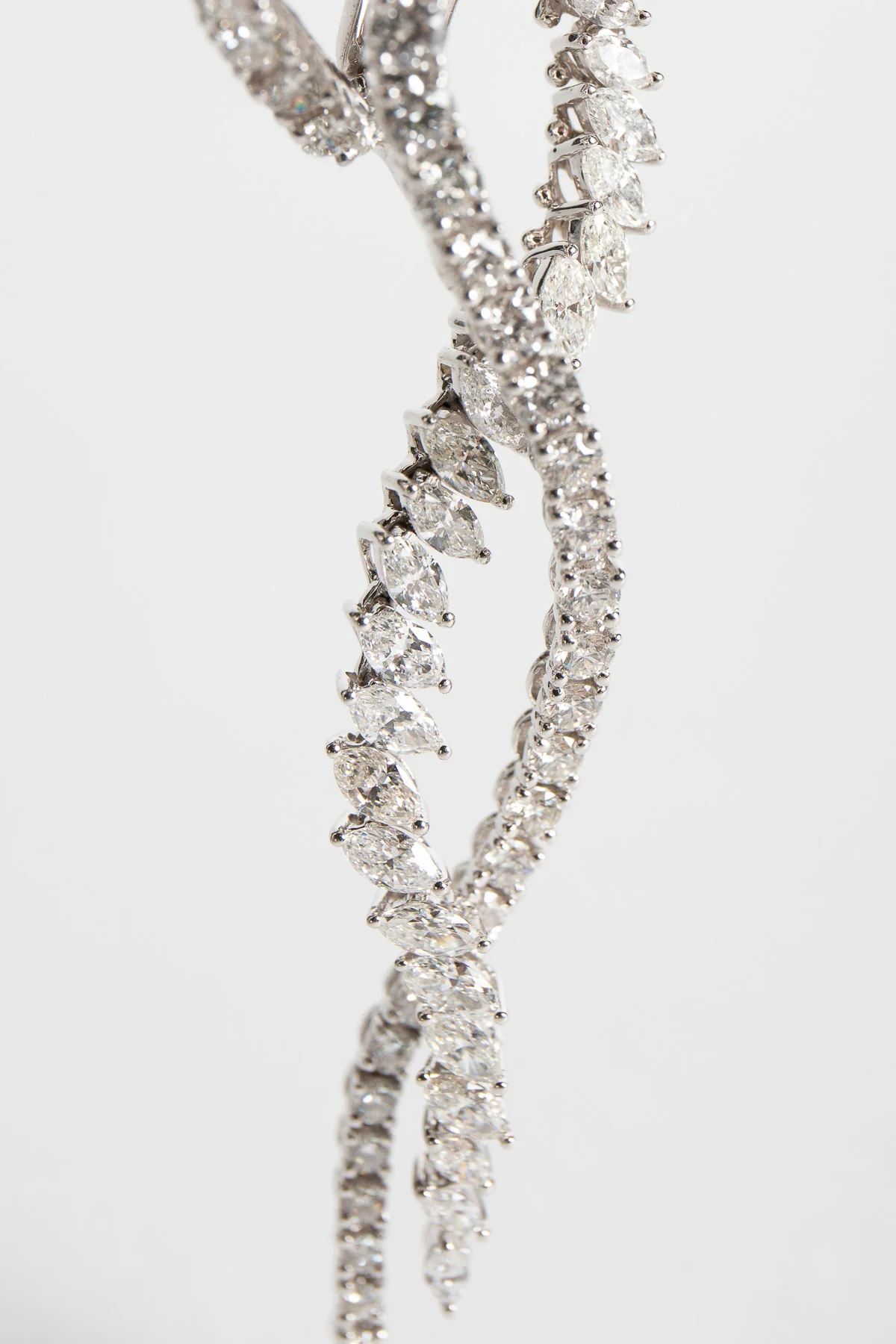 YEPREM | Y-COUTURE DIAMOND EARRINGS - Image 3