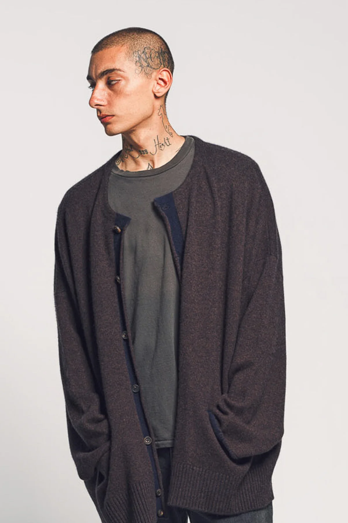 ZIGGY CHEN | CREWNECK CARDIGAN - Image 5
