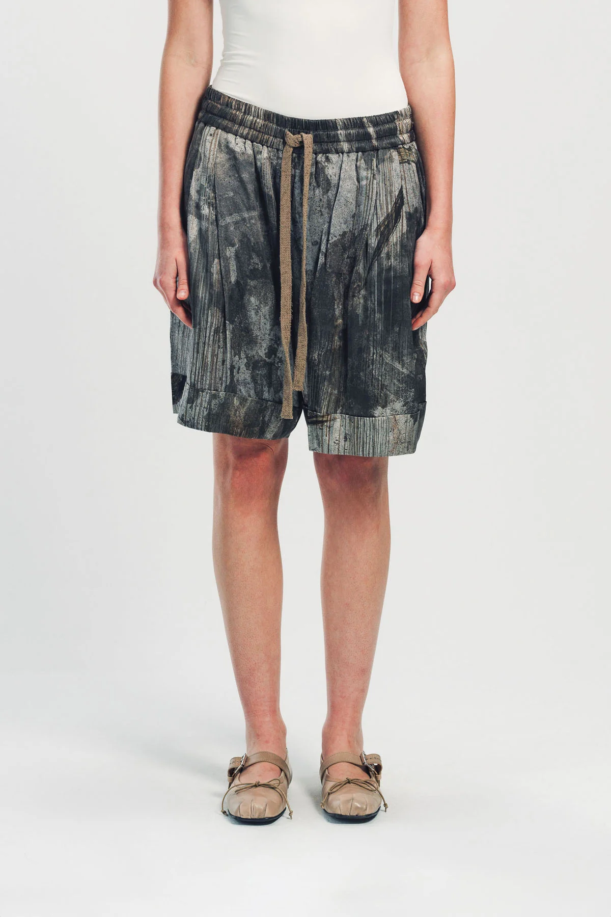 ZIGGY CHEN | DIGITAL PRINT DRAWATRING SHORTS - Image 2