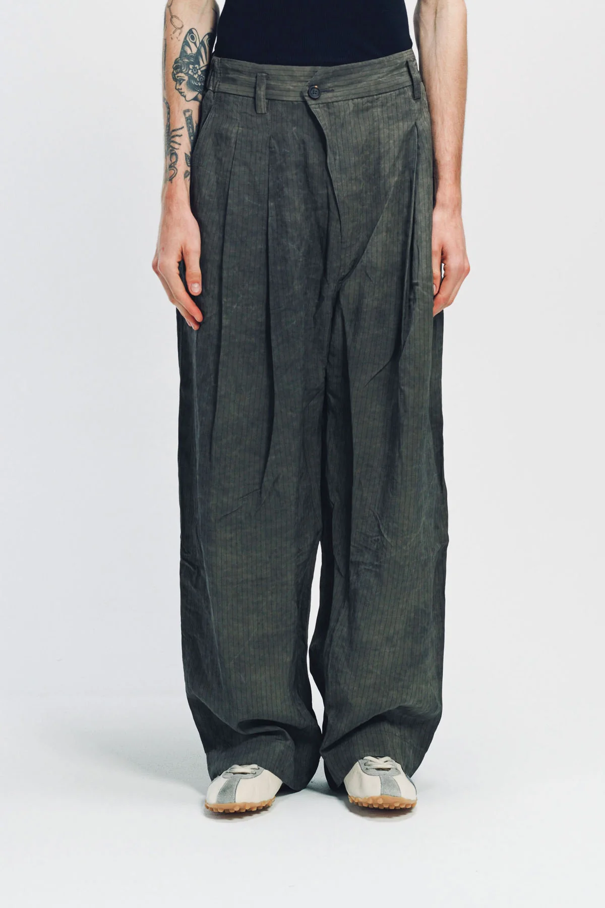 ZIGGY CHEN | DROP CROTCH PLEATED TROUSERS - Image 2